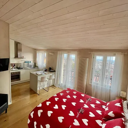 Livinn La Mansardina1 E L'affresco