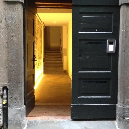 Livinn La Mansardina1 E L'affresco