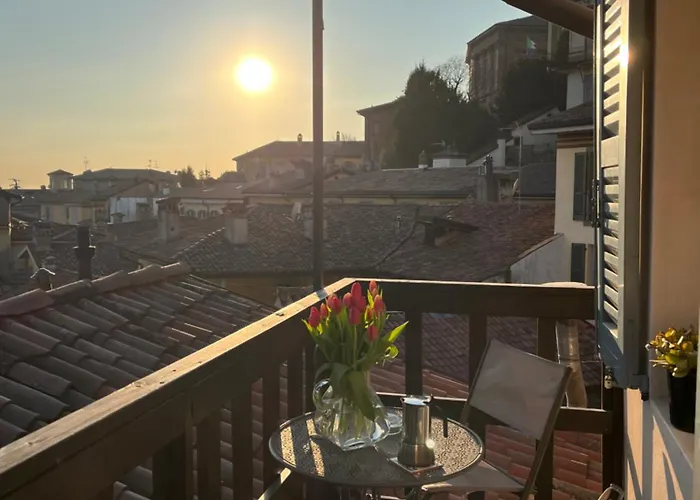 Livinn La Mansardina1 E L'affresco *