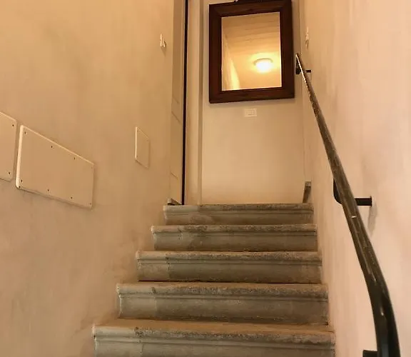 Livinn La Mansardina1 E L'affresco Bergamo